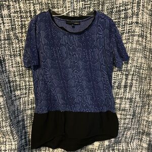 Elie Tahari short sleeve shirt